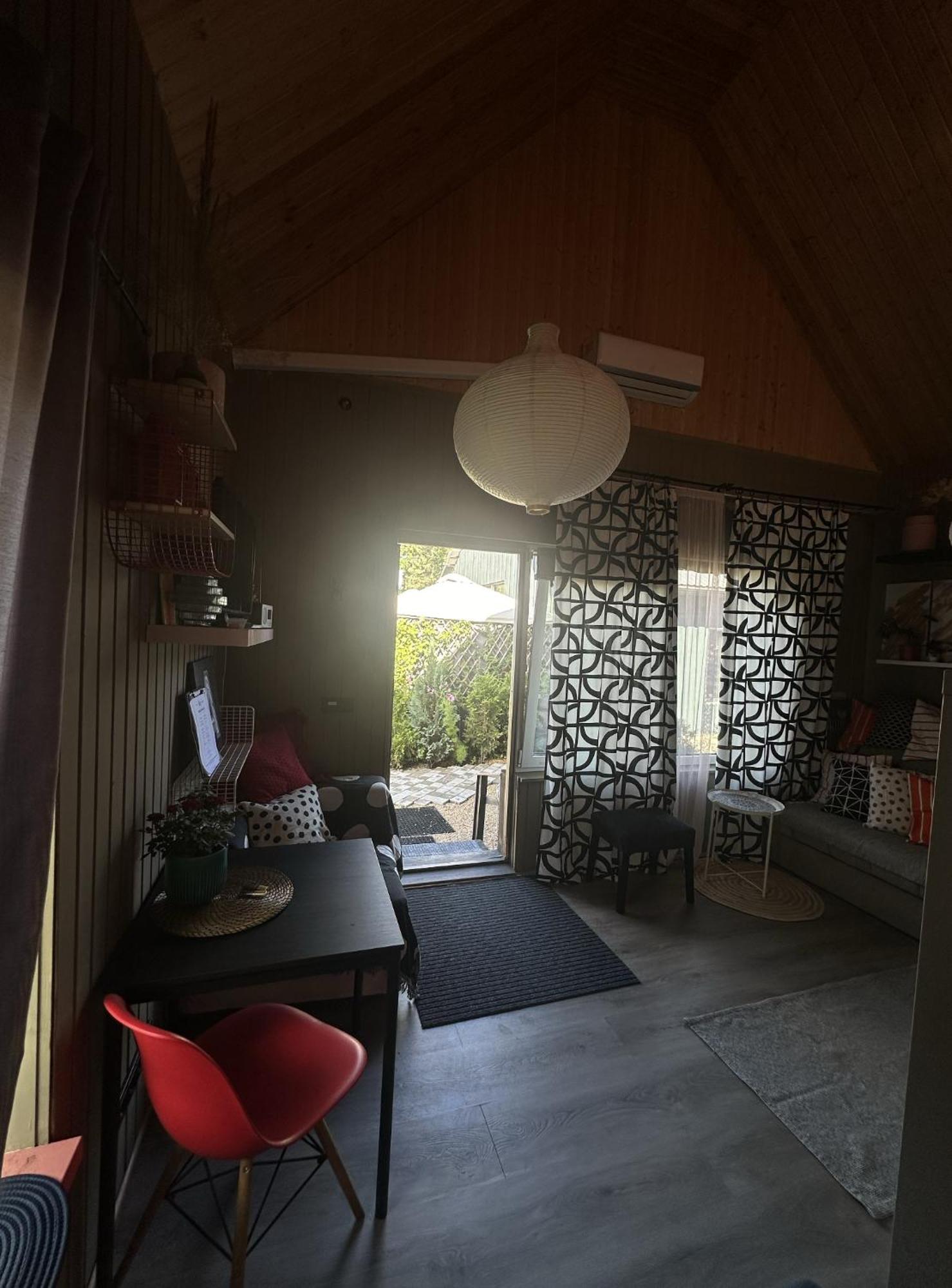 Amazing Little House On An Island With Garden Villa Riga Bagian luar foto