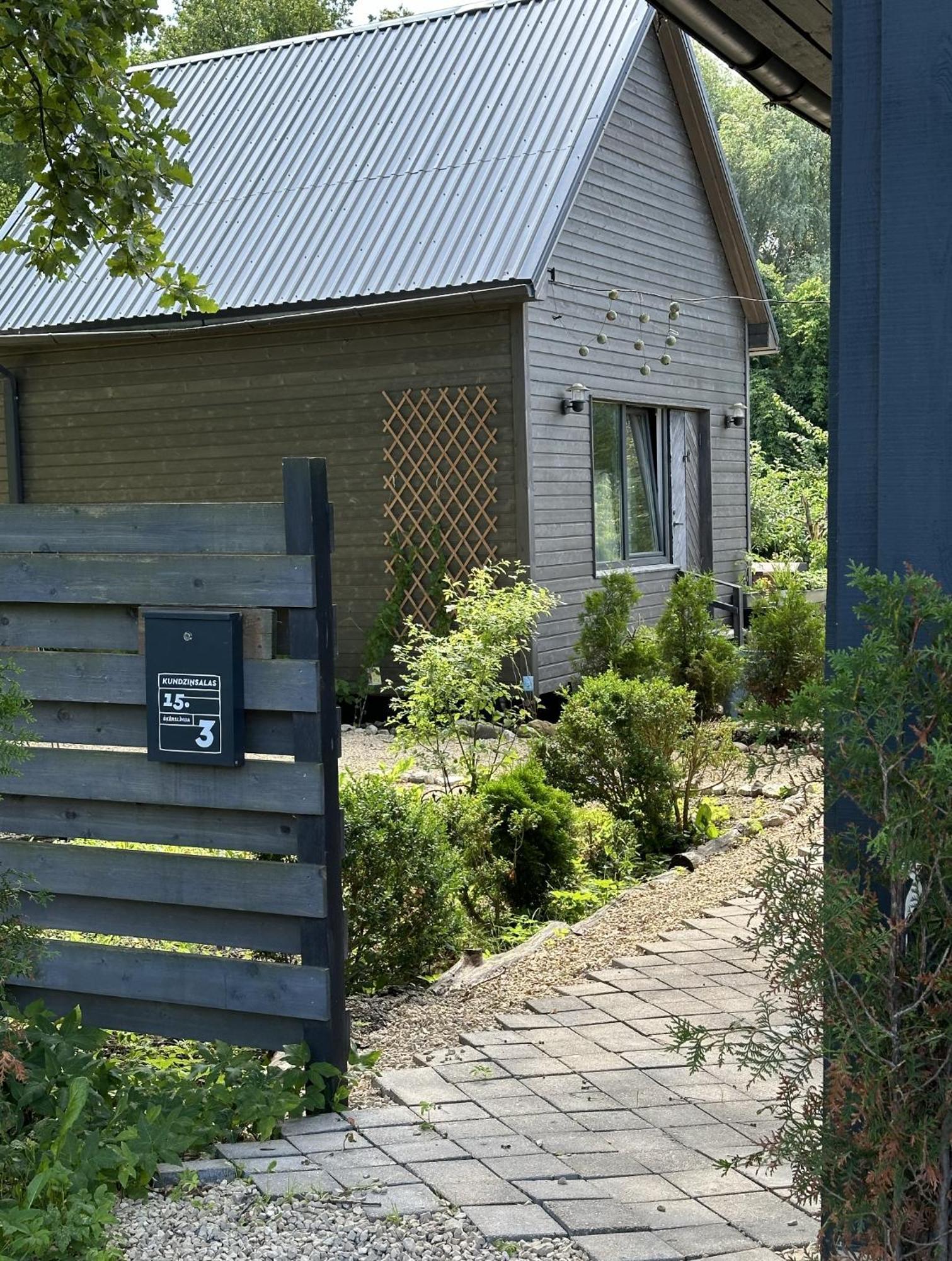 Amazing Little House On An Island With Garden Villa Riga Bagian luar foto