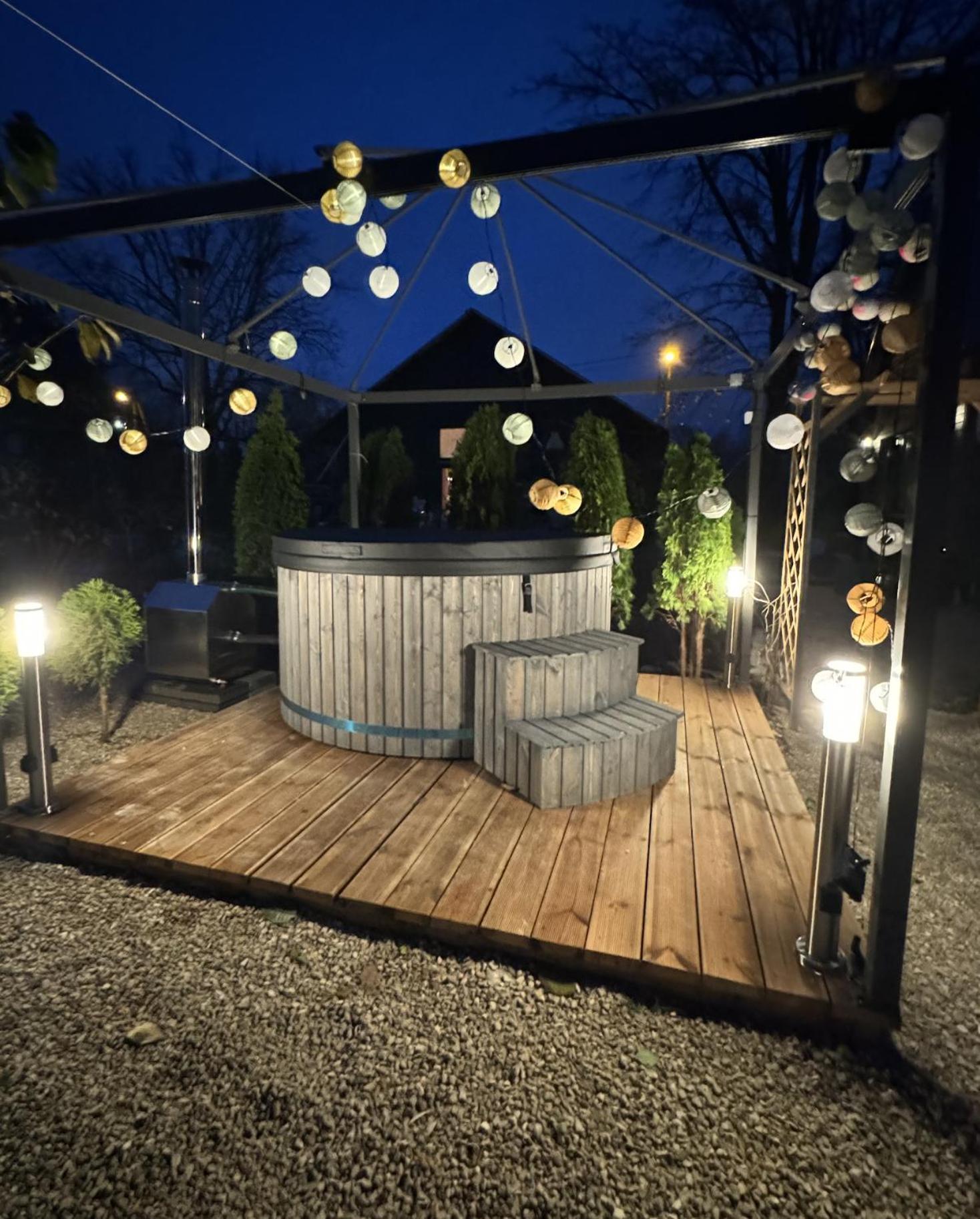 Amazing Little House On An Island With Garden Villa Riga Bagian luar foto